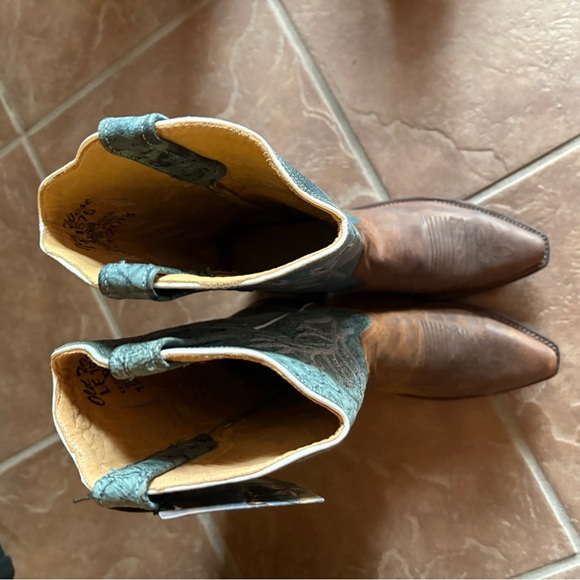 Old West Tan Leather Cowboy Boots Woman’s size 6.5. - Picture 7 of 8